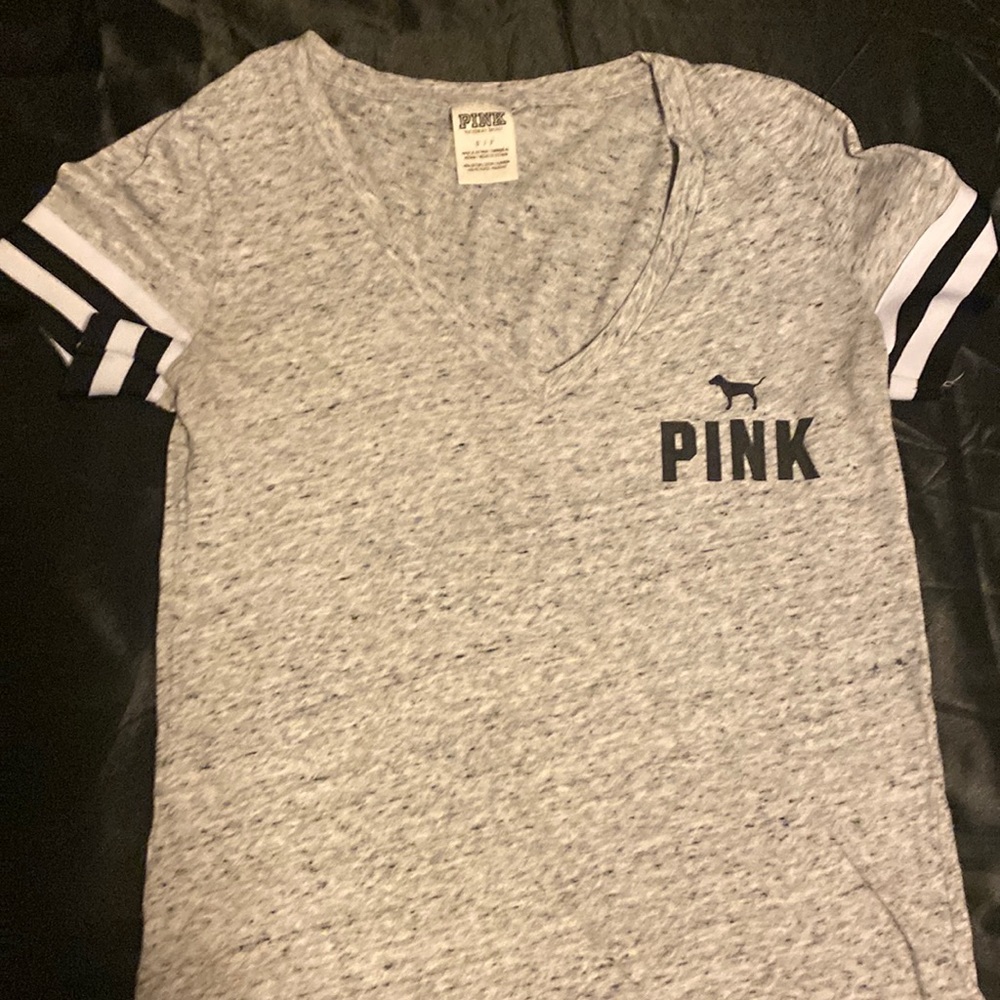 pink shirt